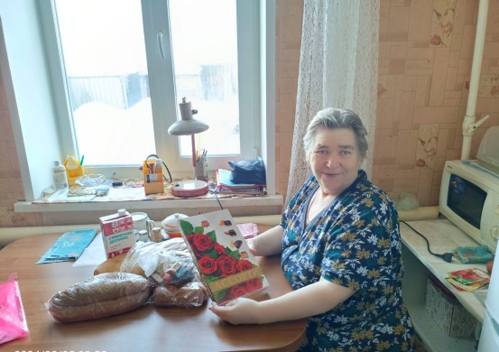 Поздравление с 8 Марта от социальных работников отделения социально-бытового обслуживания на дому №1, 2