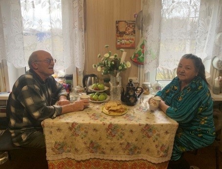 Социальные работники провели акцию «Мы блинов вам напечем, будут вам морозы нипочем!»