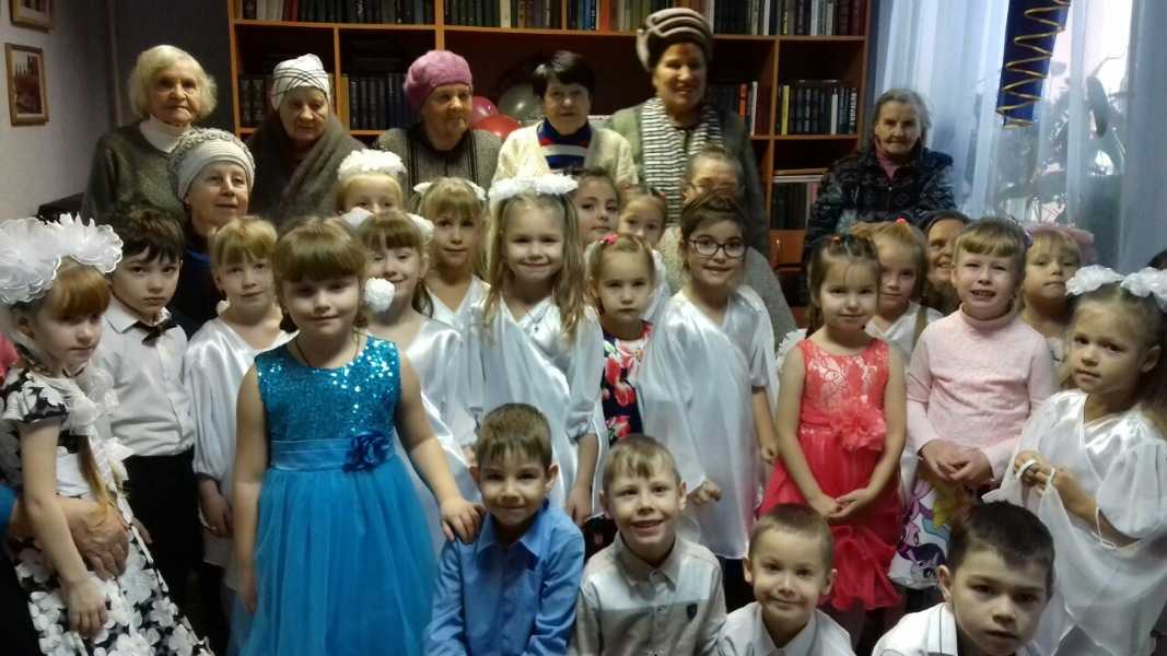 Праздничный концерт, посвященный Дню матери от воспитанников д/с 