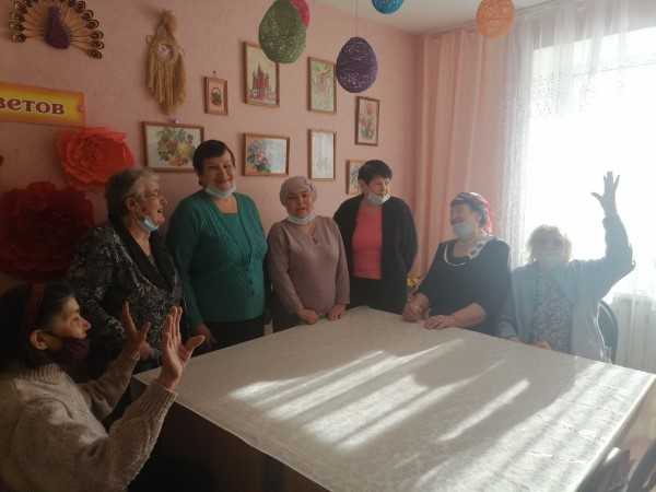 Музыкальный час в отделении 