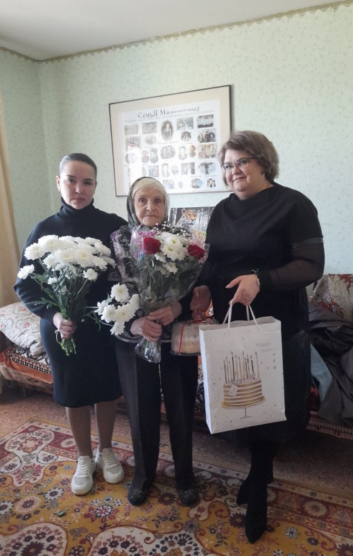 Поздравление жительницы отделения