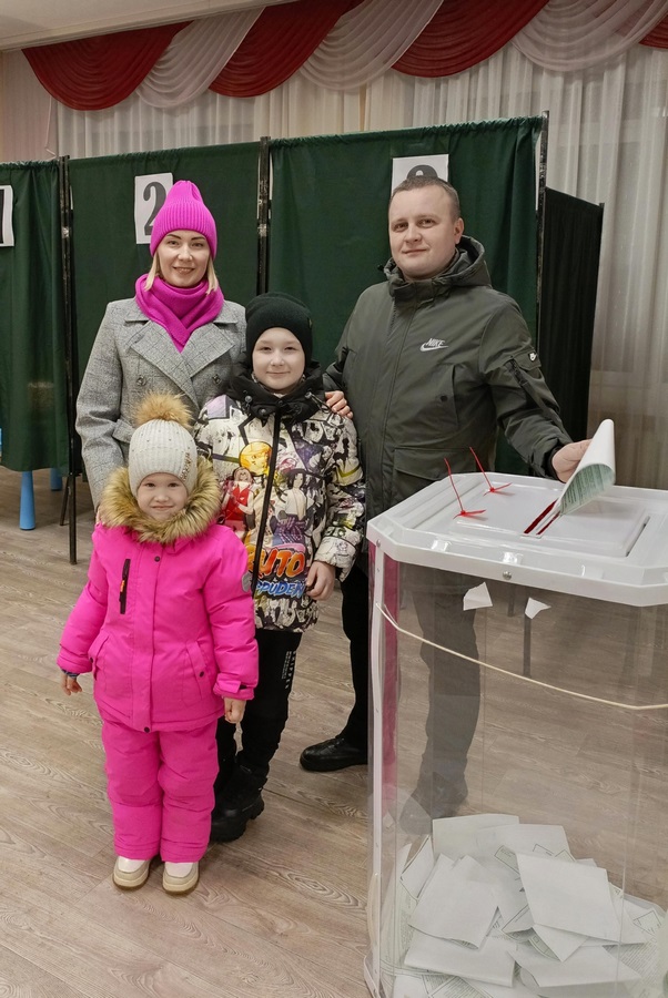 Всей семьей на выборы!