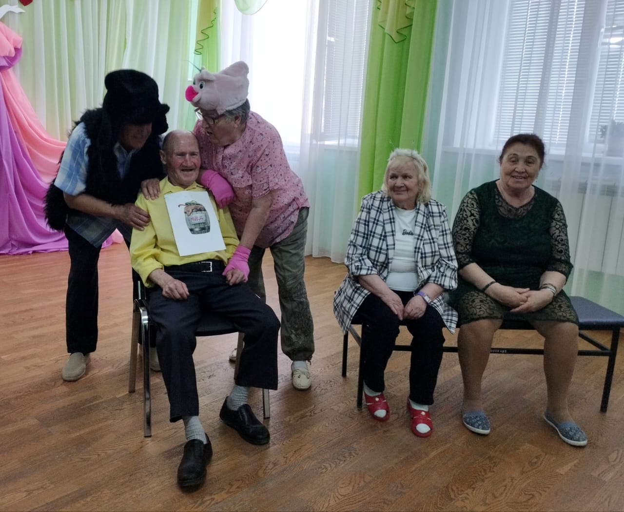 «В гости Пасха к нам пришла!» «В гости Пасха к нам пришла!» «В гости Пасха к нам пришла!»